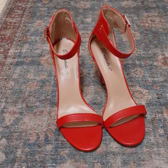 Breckelles Shoes - Breckelles heels